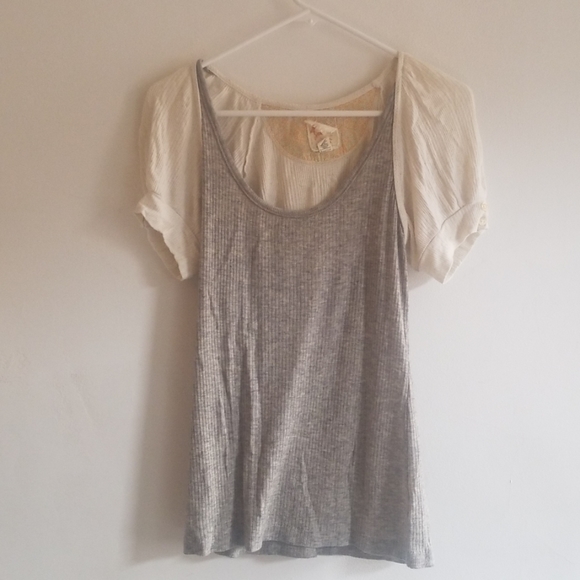 Anthropologie Tops - Anthropologie capped sleeve top